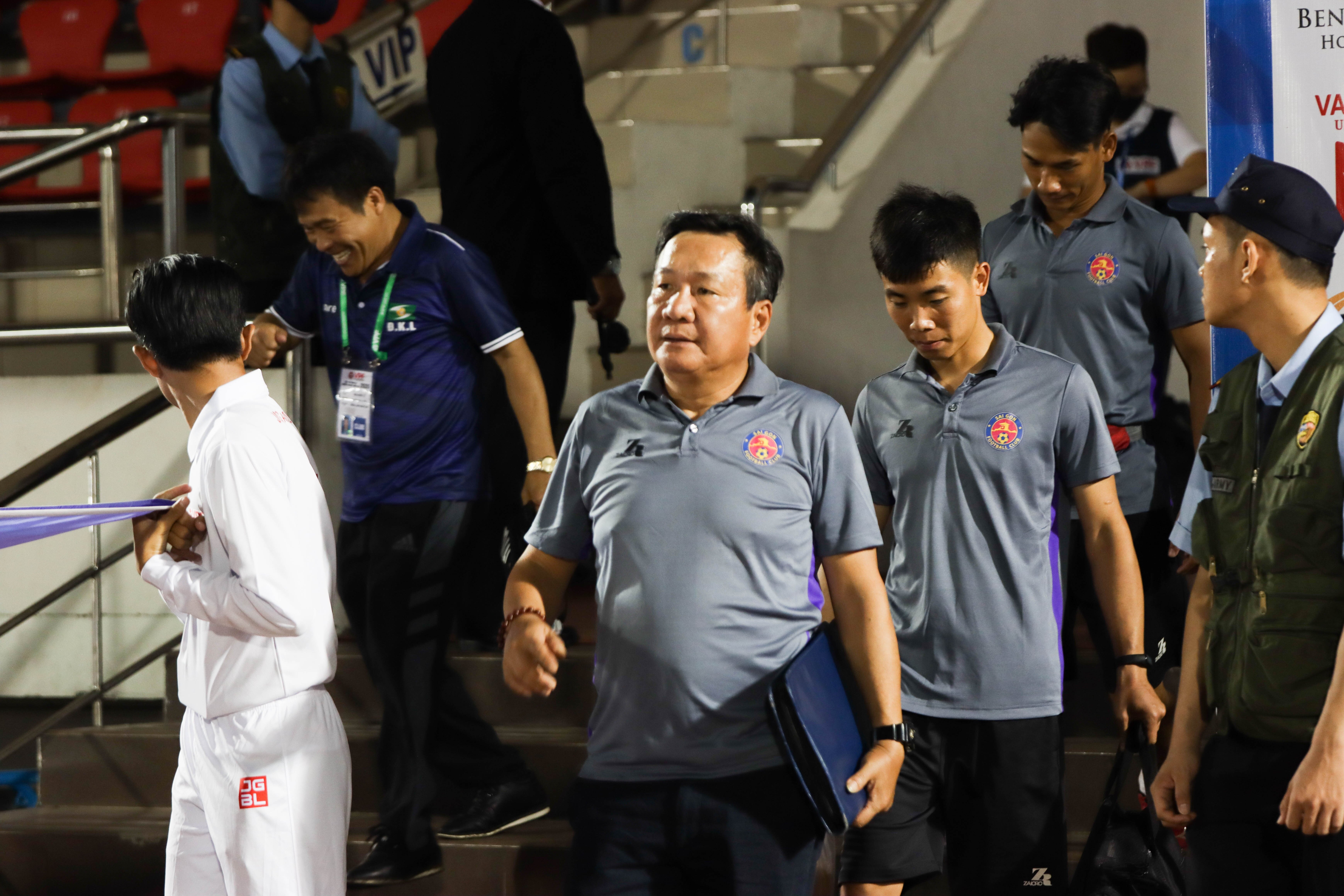 HLV Hoàng Văn Phúc chính thức nói lời chia tay Sài Gòn FC